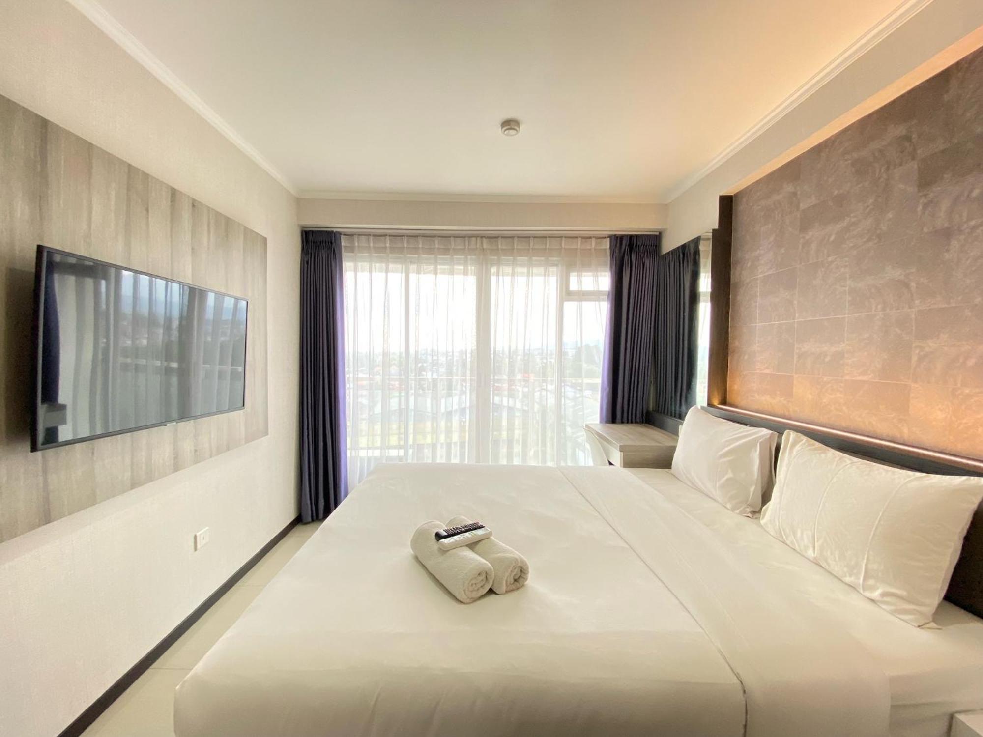 Cozy At Gateway Pasteur By Travelio * Bandung